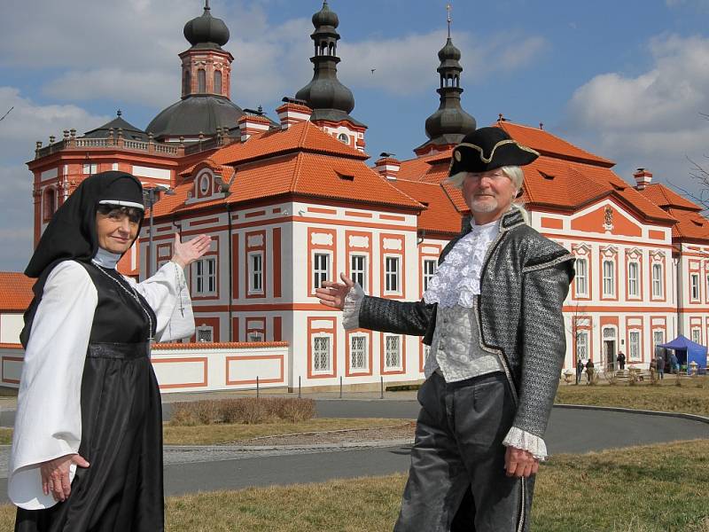 Turistická  sezona odstartovala v sobotu v poutním areálu Mariánská Týnice na Kralovicku. 