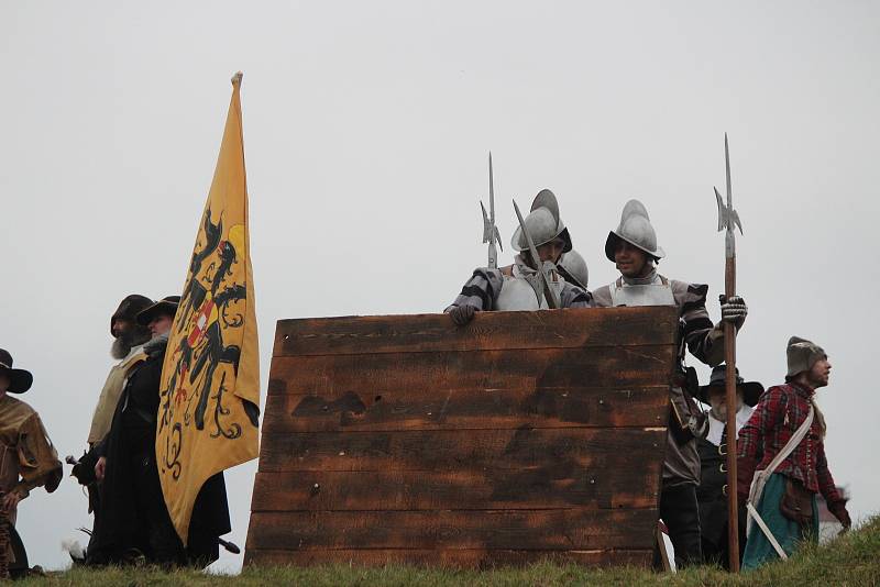 Mušketýři v Plzni - Mansfeld odchází.