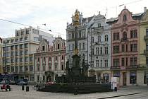 Morový sloup na náměstí Republiky v Plzni.