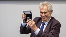 Prezident Miloš Zeman ve spalovně v Chotíkově