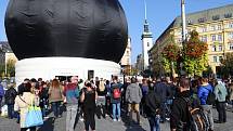 Projekční dóm na náměstí Republiky v Plzni slavnostně zahájí promítání v pondělí 9:30 hodin.