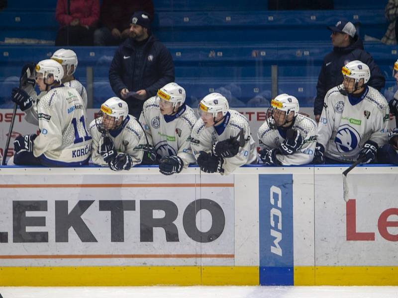 Střídačka juniorského výběru HC Plzeň.