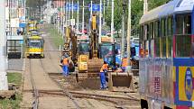 Na trase 1 a 4 jezdí tramvaje od úterý v úseku od rondelu ke křižovatce s Lidickou ulicí po jednokolejce