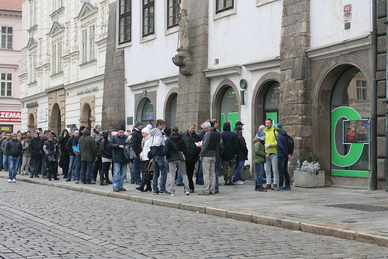 V Plzni začaly oslavy před polednem