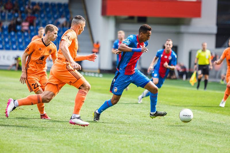 Fotbalisté Viktorie Plzeň už se v této sezoně s Mladou Boleslaví jednou střetli. V úvodním kole FORTUNA:LIGY vyhráli doma po brankách Beauguela a Řezníka 2:1. V sestavě tehdy ještě byli Ba Loua s Brabcem, kteří odešli na zahraniční angažmá.