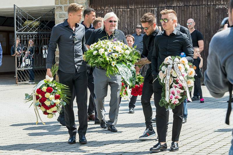 Poslední rozloučení s fotbalistou Marianem Čišovským.