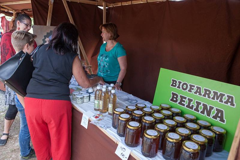 Farmářské slavnosti zavítaly na biofarmu v Nežichově