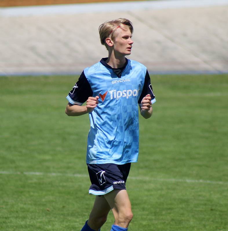 27. kolo FORTUNA divize A: SK Petřín Plzeň (červení) - ČLU Beroun 5:2.