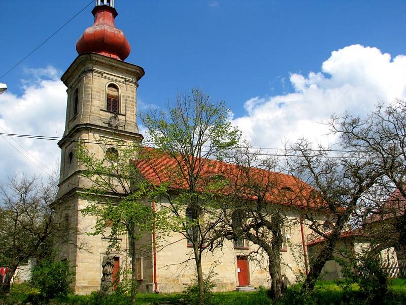 Kostel svatého Václava v Číhané na severním Plzeňsku.