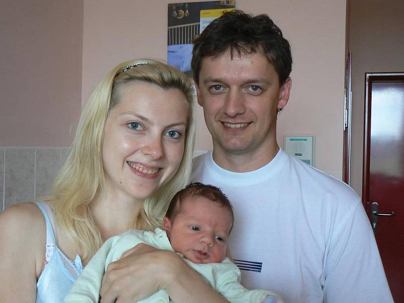 Stanislavě Kuťákové Stružkové z Rokycan se 17. července v 15.17 hod. narodil ve FN v Plzni prvorozený syn, který dostal jméno po tatínkovi Karlu Kuťákovi. Kája při narození vážil 4,49 kg a měřil 52 cm