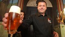 První část světového finále soutěže Master Bartender v Plzni