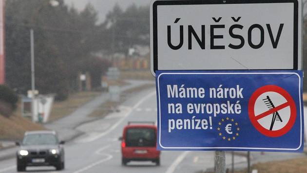 Severoplzeňský Úněšov je jednou z osmadvaceti obcí v kraji a šesti set obcí v republice, které protestovaly