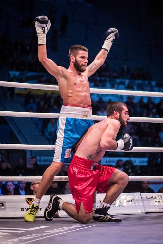 Sobotní Galavečer profesionální boxu v Plzni. Martin Parlagi versus Artur Movsesyan.