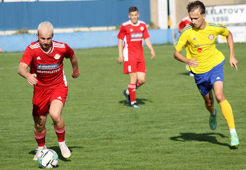 Doubravecký záložník Marek Patrovský (ve žlutém) má za sebou povedený podzim.