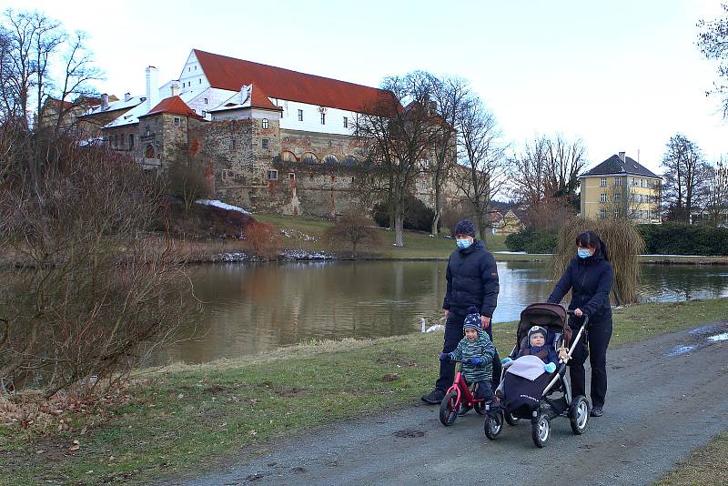 Horšovský Týn - park rozkládající se pod hradem a zámkem.