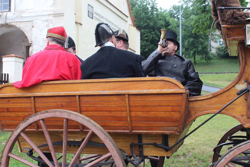 Letní barokní festival pozval v Plasích na kočárovou slavnost