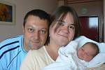Šárka a Jaroslav Boudovi z Nýřan mají i se svým dvouletým synem Jarouškem velkou radost, protože se 4. srpna v 11.17 hod. narodila v plzeňské FN jejich dcera a sestřička Elen (3 kg, 46 cm)