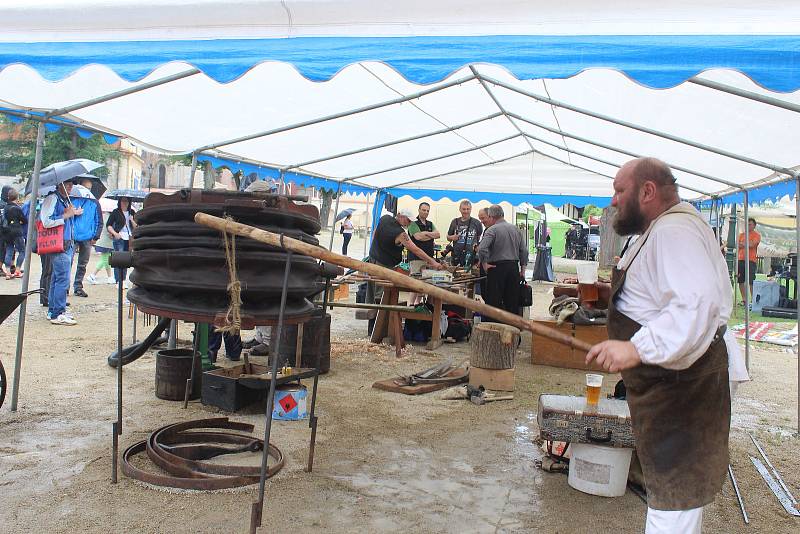 Letní barokní festival pozval v Plasích na kočárovou slavnost