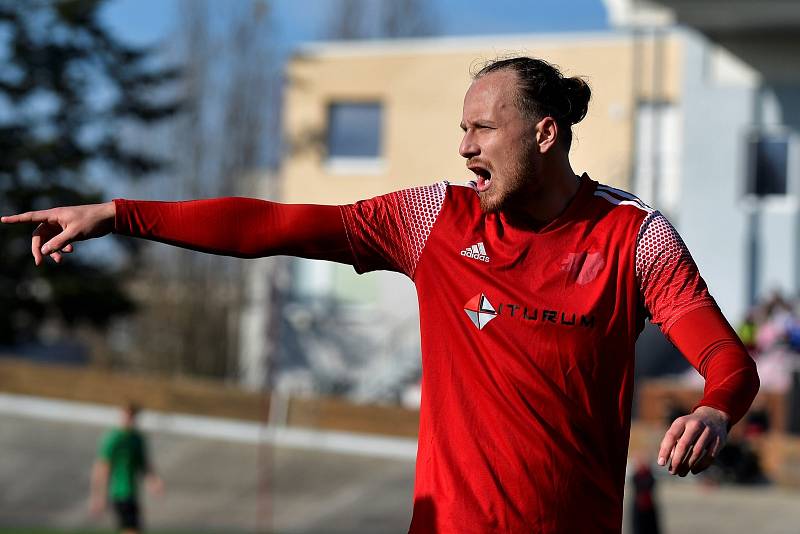 15. kolo FORTUNA divize A: SK Petřín Plzeň (na snímku fotbalisté v červených dresech) - FK VIAGEM Příbram B 3:1.