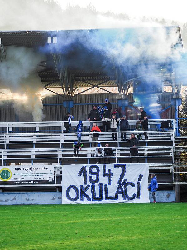 14. kolo krajského přeboru: FK Okula Nýrsko (na snímku hráči v modrobílých dresech) - TJ Zruč 4:0.