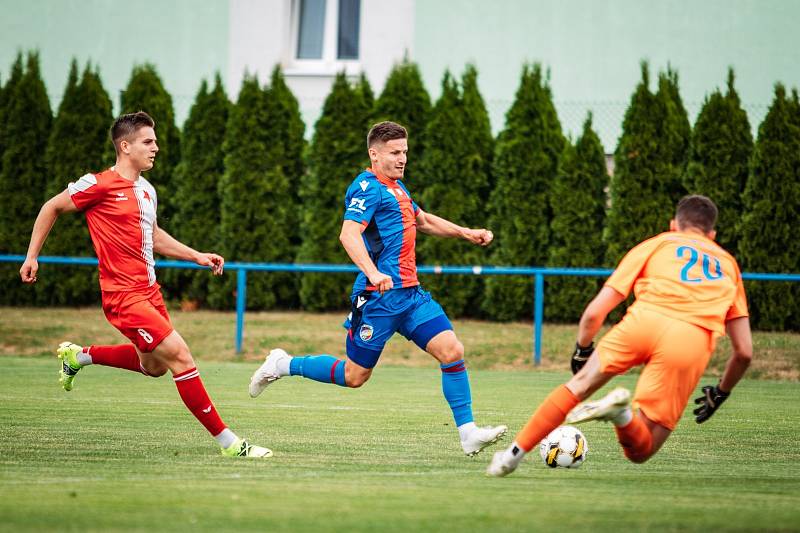 Příprava: FC Viktoria Plzeň - FC Slavia Karlovy Vary 9:0 (2:0).
