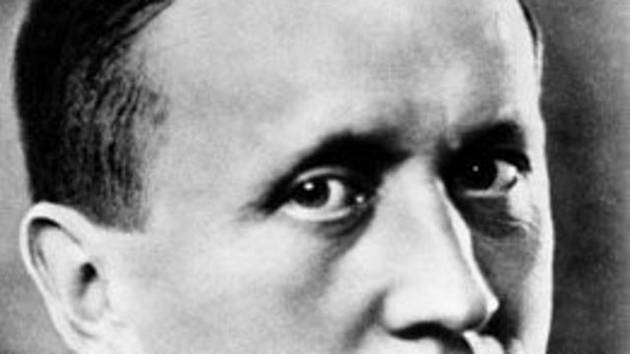 Karel Čapek je čestným občanem Hradce Králové - Hradecký deník