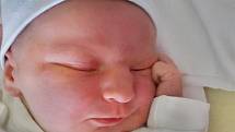 Štěpán Jícha se narodil 29. července v 19:00 mamince Pavlíně a tatínkovi Zdeňkovi z Plzně. Po příchodu na svět v plzeňské fakultní nemocnici vážil jejich prvorozený syn 4680 gramů a měřil 54 centimetrů