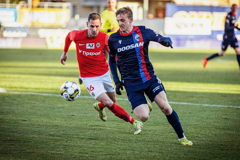 Fotbalisté Viktorie Plzeň urvali v Brně cenné vítězství nad Zbrojovkou (3:1).