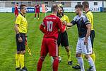 8. kolo FORTUNA divize A: SK Klatovy 1898 (na snímku fotbalisté v červených dresech) - SK Petřín Plzeň 0:1 (0:0).