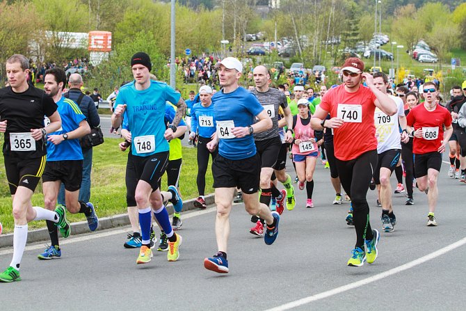 Stovky běžců vyrazí v sobotu na trať Krajského půlmaratonu na trati mezi Plzní a Dobřany.