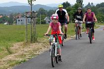 Cyklisté mohou jezdit od víkendu po nově opravené cyklostezce z Červeného Hrádku do Kyšic. Ta je součástí dálkové cyklotrasy č. 3, která vede z Prahy až na hranice s Německem a dále do Řezna.
