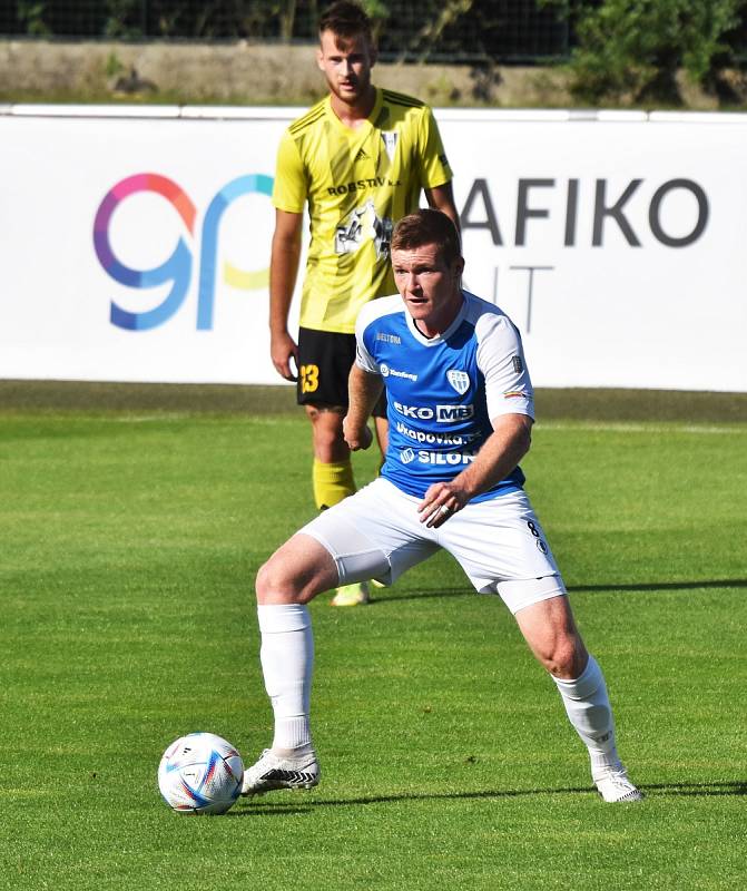 FC SILON Táborsko - FK ROBSTAV Přeštice (žlutí) 2:2.