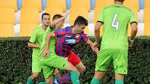 Fotbalisté FC Viktoria Plzeň B (červenomodří) vyhráli v Sokolově 1:0 díky brance Jedličky z 63. minuty utkání.