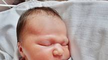 Jakub Pražák se narodil 4. března v 8:08 mamince Monice a tatínkovi Tomášovi z Lomu u Tachova. Po příchodu na svět v plzeňské FN vážil jejich prvorozený synek 3040 gramů a měřil 50 cm