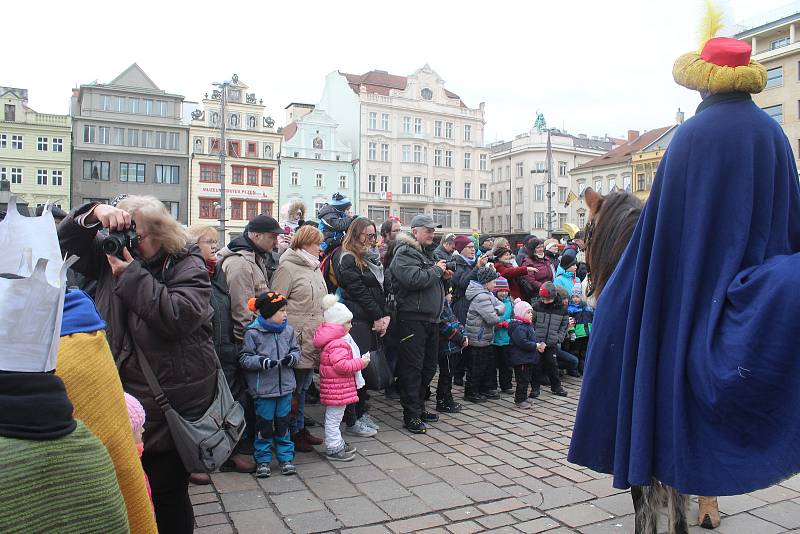 Tříkrálový průvod vyšel v neděli z plzeňského náměstí Republiky