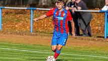 13. kolo FORTUNA ČFL, skupina A: FK ROBSTAV Přeštice (na snímku fotbalisté ve žlutých dresech) - FC Viktoria Plzeň B 1:2 (1:1).