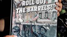 75. výročí konce druhé světové války připomene i komiksová kniha Roll Out the Barrels.