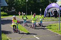 Děti se pravidla silničního provozu učily hrou