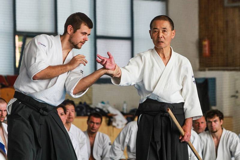 Semináře bojového umění aikido se zúčastnily desítky studentů.