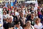 Demonstrace proti Andreji Babišovi na náměstí Republiky v Plzni.