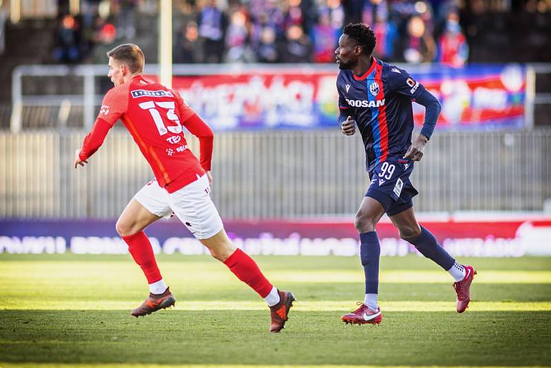 Fotbalisté Viktorie Plzeň urvali v Brně cenné vítězství nad Zbrojovkou (3:1).