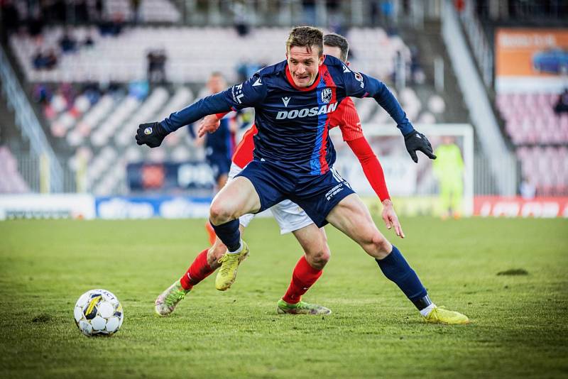 Fotbalisté Viktorie Plzeň urvali v Brně cenné vítězství nad Zbrojovkou (3:1).