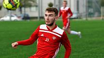 13. kolo krajského přeboru: SK Petřín Plzeň B - FK Nepomuk (na snímku fotbalisté v modrých dresech) 8:1 (3:1).