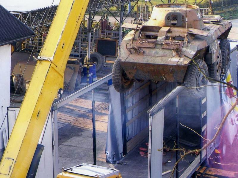 Průzkumné vozidlo M8 Greyhound před rekonstrukcí