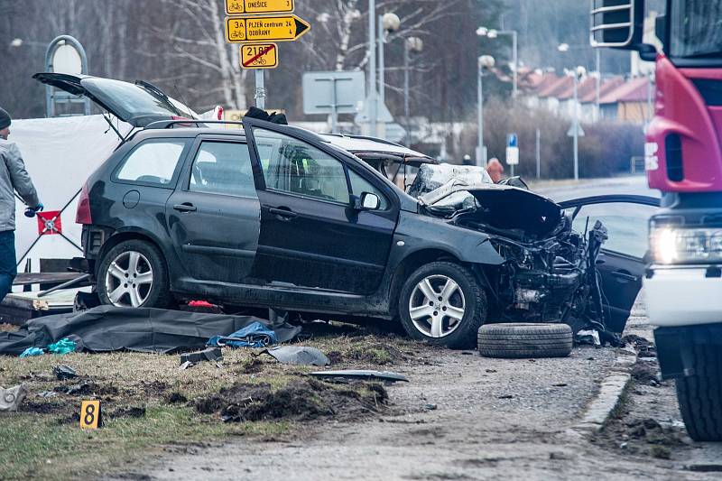Tragická dopravní nehoda u Chlumčan.