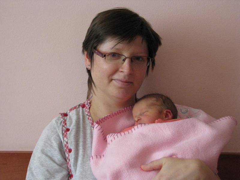 Maminka Martina Tobiášová a tatínek Václav Pikal z Horní Břízy přivítali na světě Terezu (2,4 kg, 51 cm). Jejich druhorozená dcera se narodila 1.12. v 7:22 ve FN v Plzni. Doma se na sestřičku těší tříletá Eliška