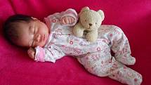 Amy V. se narodila 12. března 2021. Při narození v Domažlické nemocnici vážila 3270 gramů a měřila 50 centimetrů.