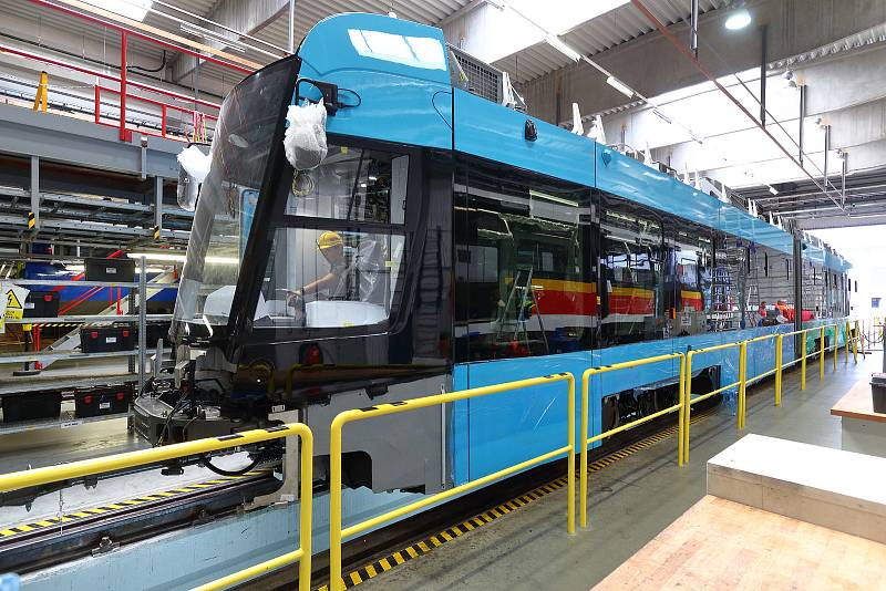 Výroba tramvají Škoda 39 T pro Ostravu ve Škodě Transportation v Plzni v roce 2021.