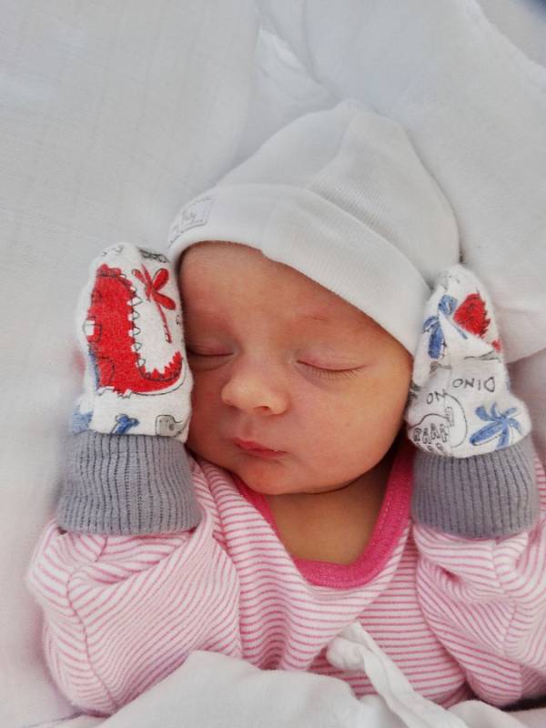Aneta Vágnerová se narodila 18. března v 10:42 mamince Andree a tatínkovi Vlastimilovi ze Lhoty. Po příchodu na svět v plzeňské FN vážila jejich dcerka 2880 gramů a měřila 49 centimetrů.