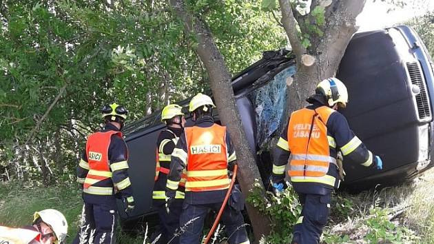 Havárie osobního auta u Nečtin.